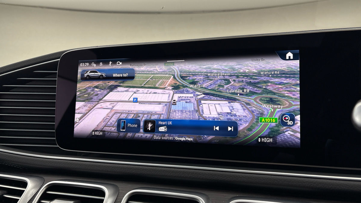 Mercedes-Benz GLE Image 17