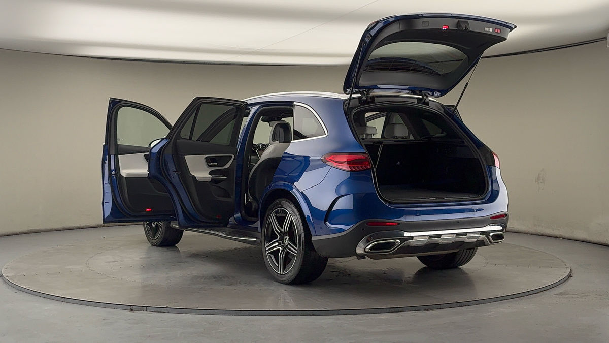 Mercedes-Benz GLC Image 23