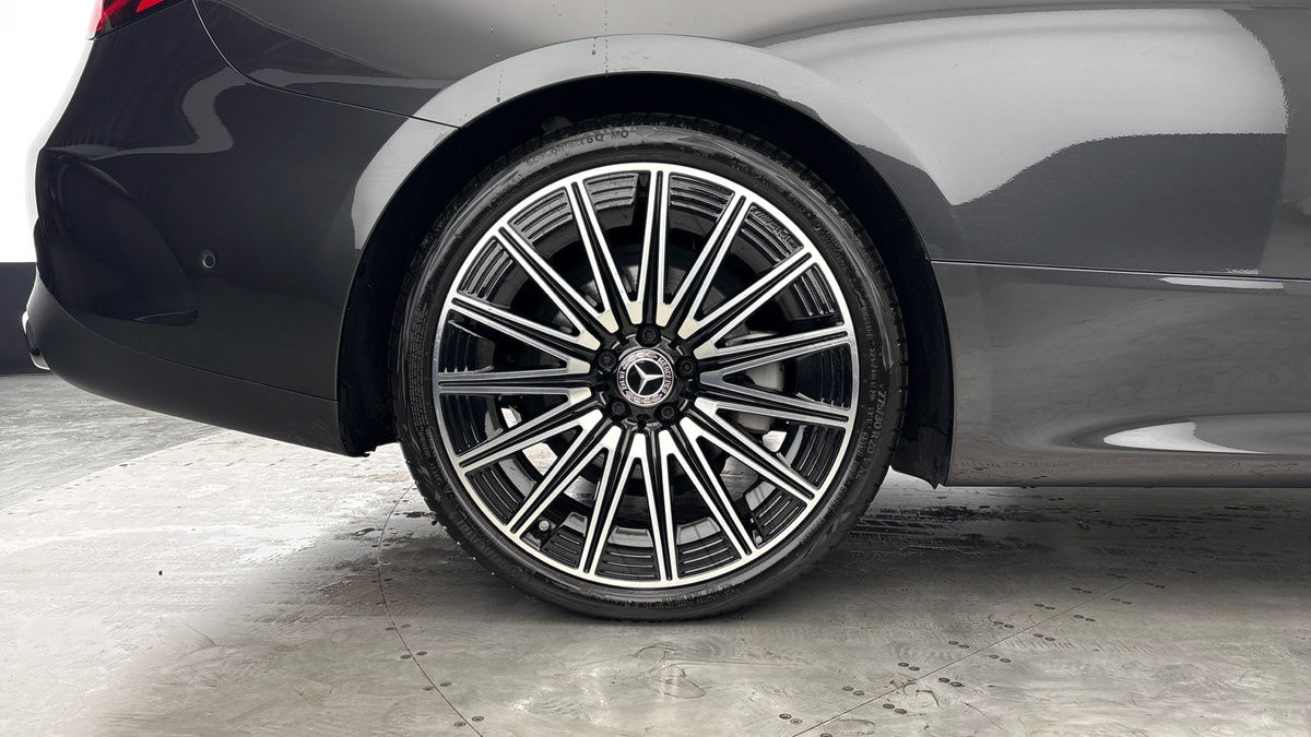 Mercedes-Benz CLE Image 10