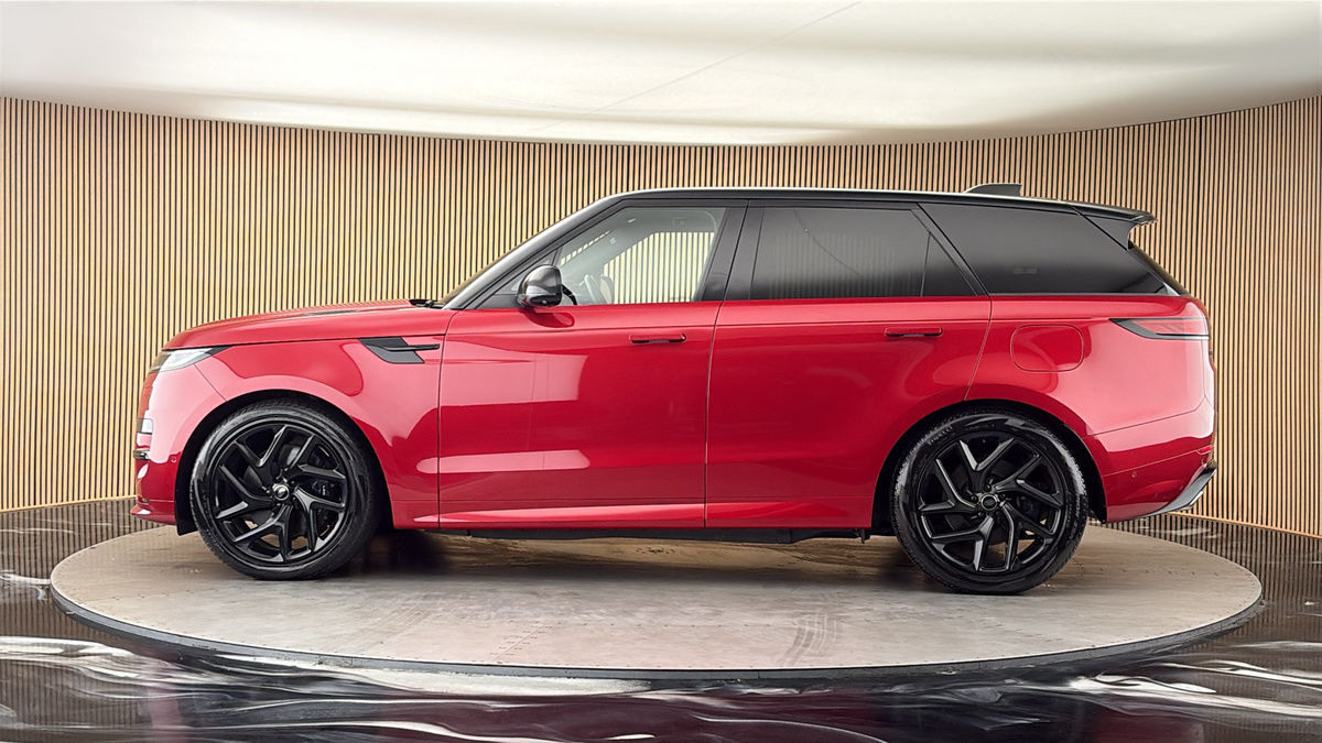 More views of Land Rover Range Rover Sport