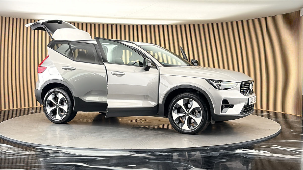 More views of Volvo XC40