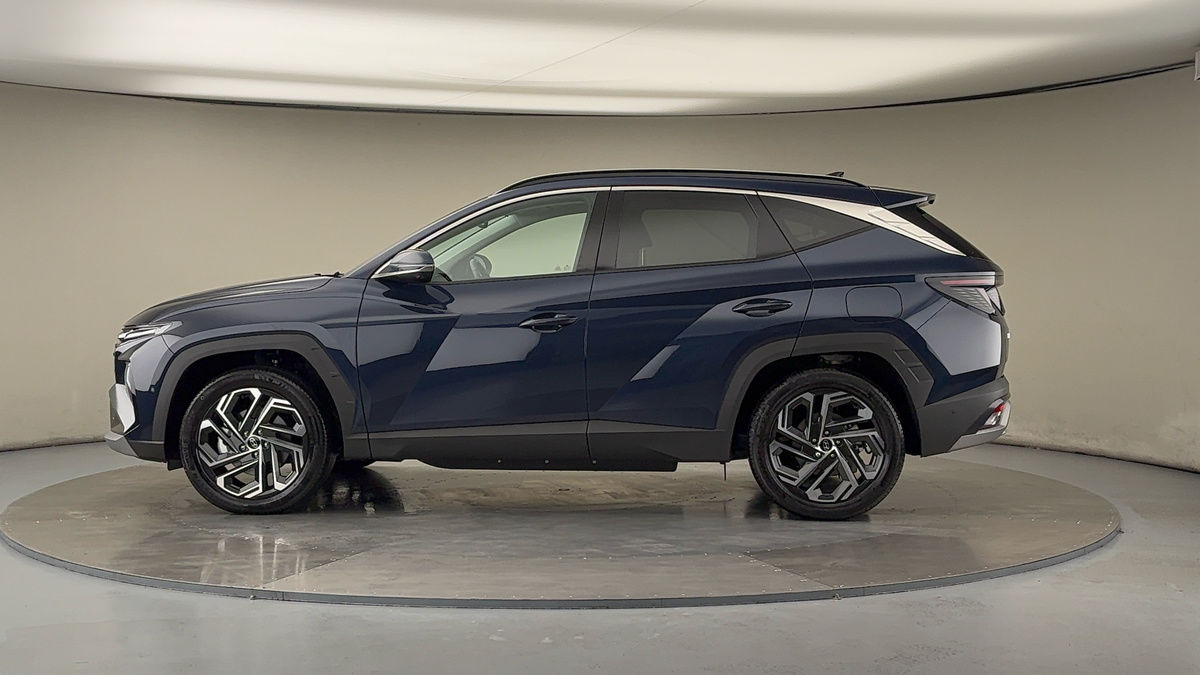 More views of Hyundai TUCSON