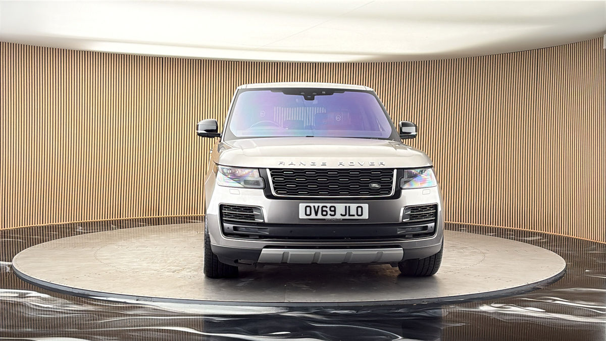 More views of Land Rover Range Rover