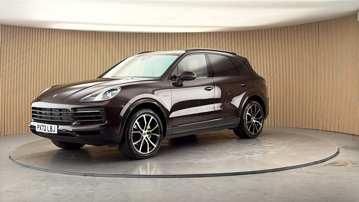 Porsche Cayenne Image 20