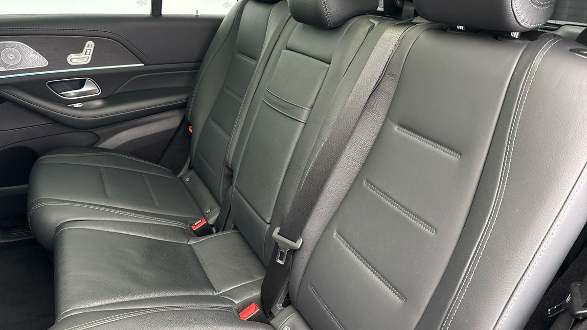 Mercedes-Benz GLE Image 8