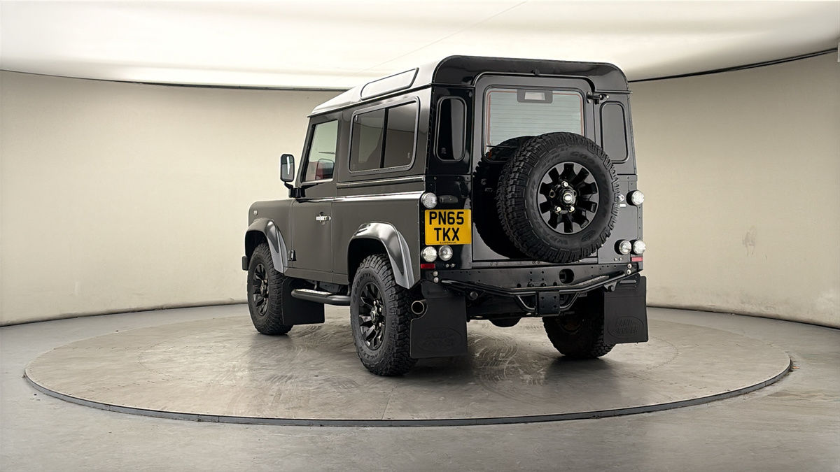 More views of Land Rover Defender 90