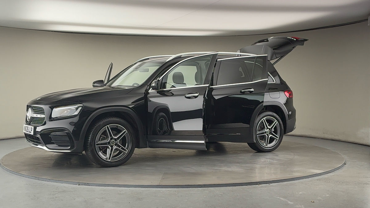 More views of Mercedes-Benz GLB