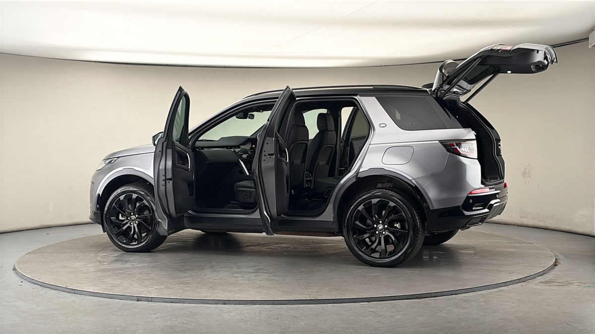 More views of Land Rover Discovery Sport