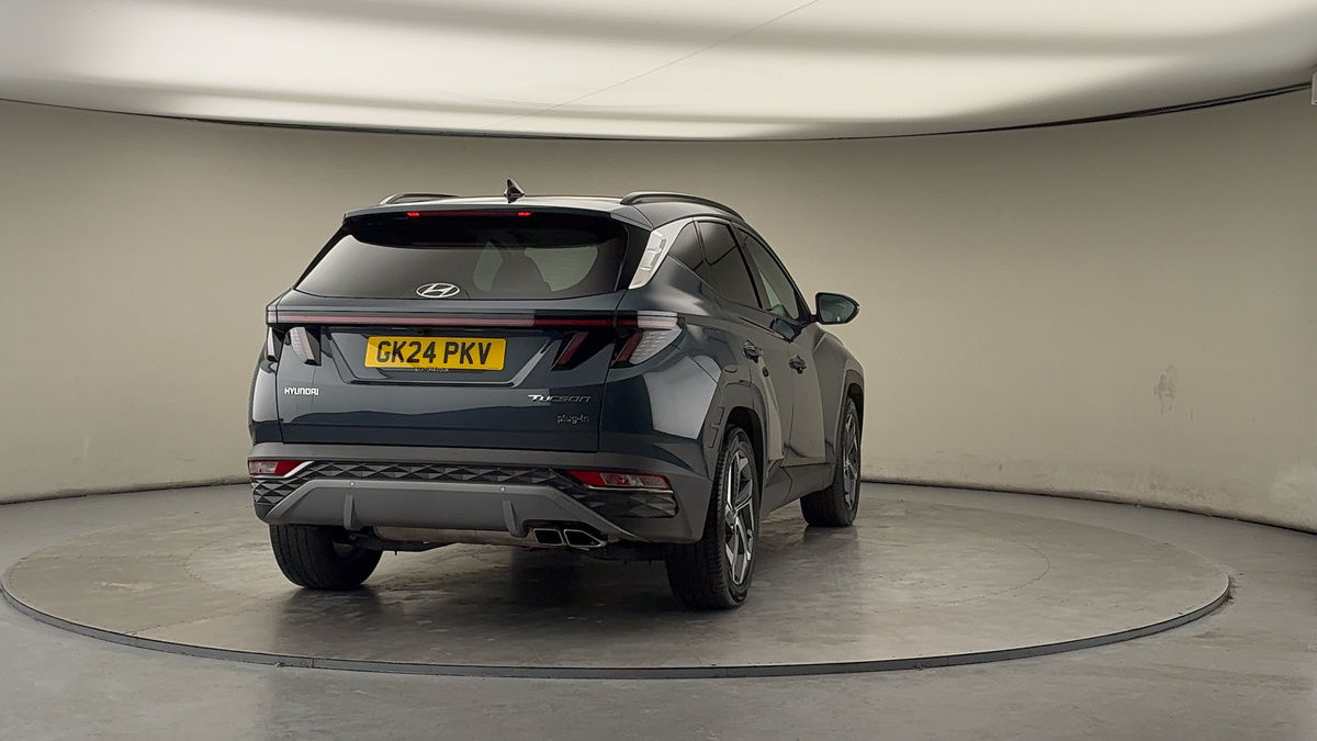 More views of Hyundai TUCSONix35