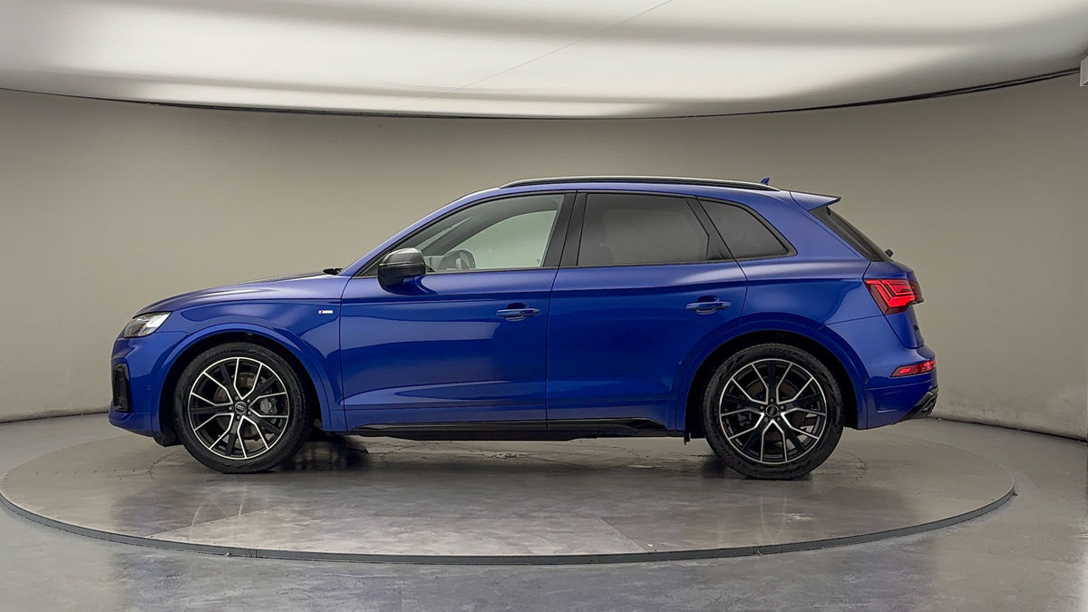 More views of Audi Q5