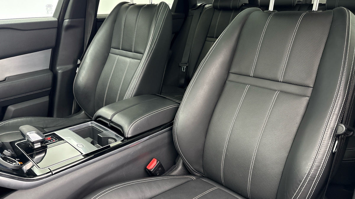 Land Rover Range Rover Velar Image 7