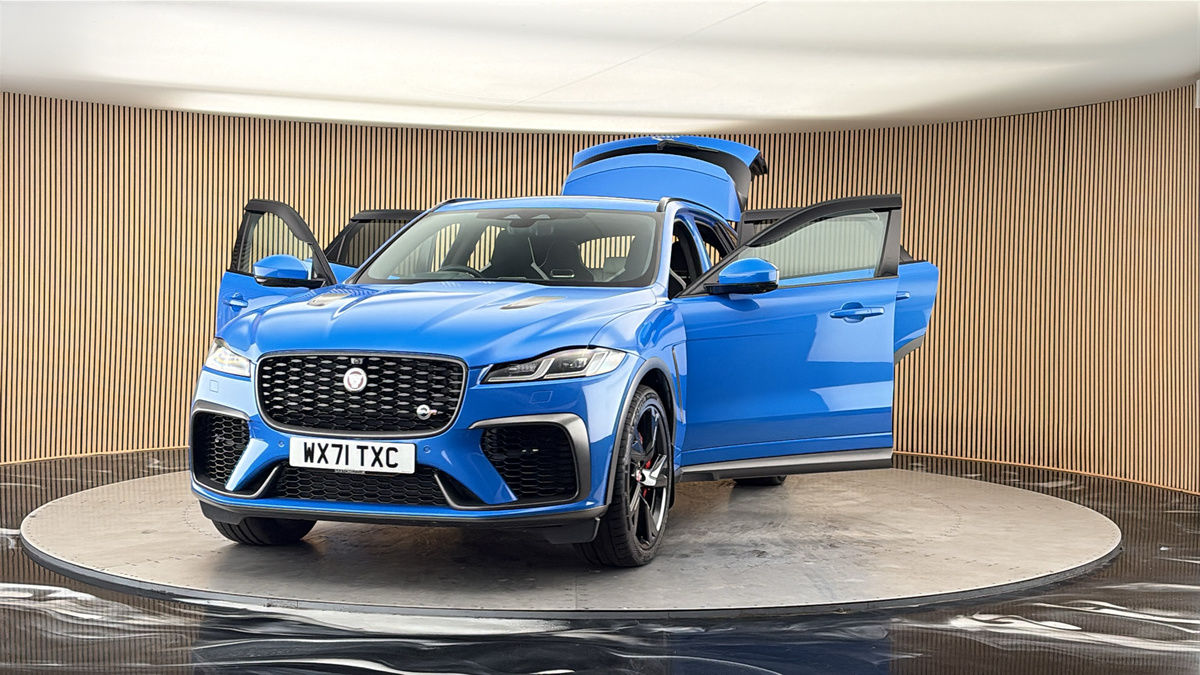 More views of Jaguar F-PACE