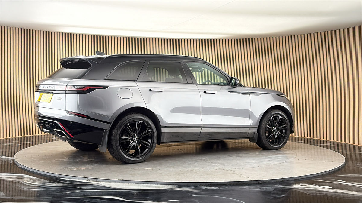 More views of Land Rover Range Rover Velar
