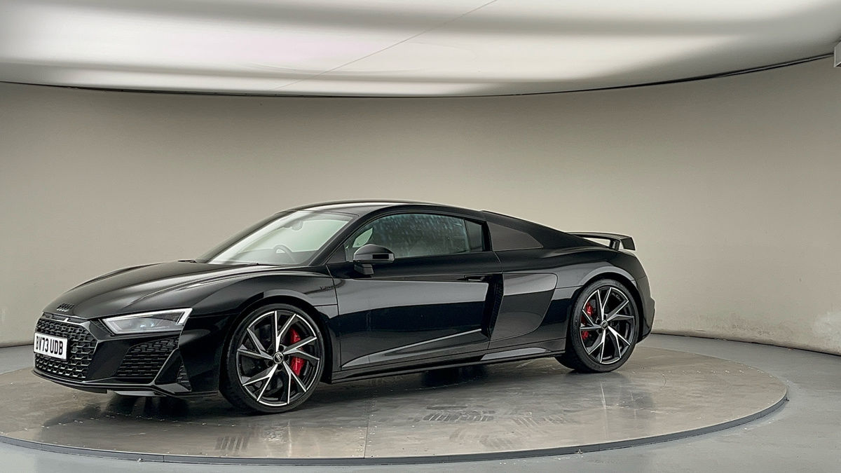 More views of Audi R8