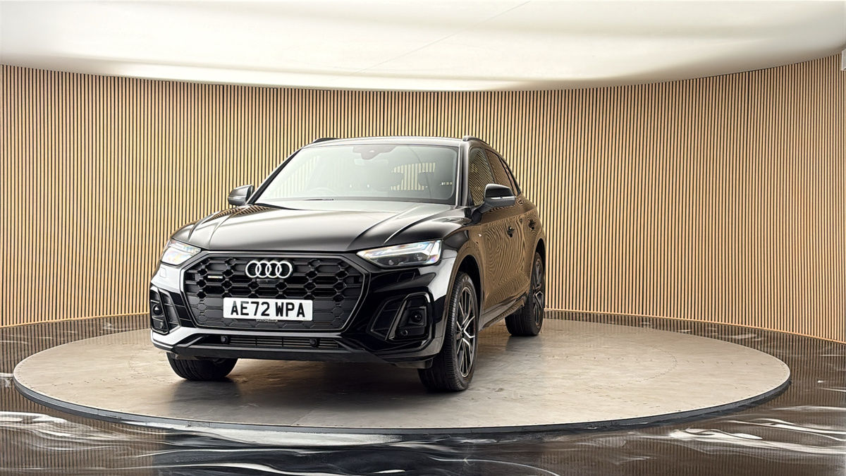 More views of Audi Q5