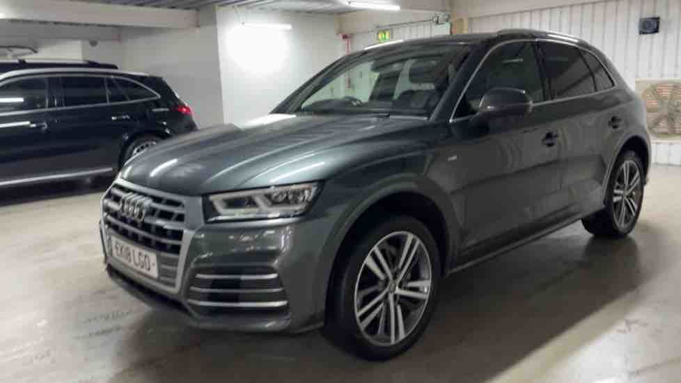 More views of Audi Q5