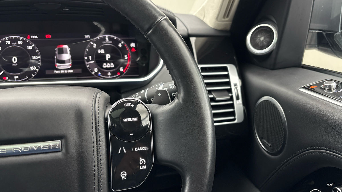 Land Rover Range Rover Image 14