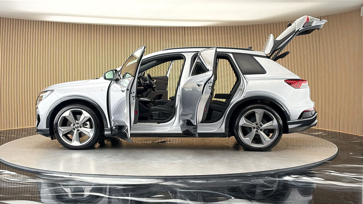 More views of Audi Q4 e-tron
