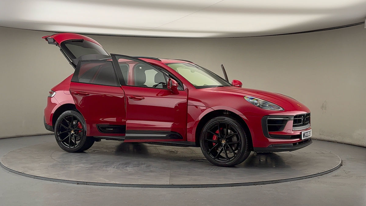More views of Porsche Macan