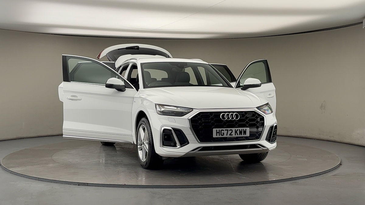 More views of Audi Q5