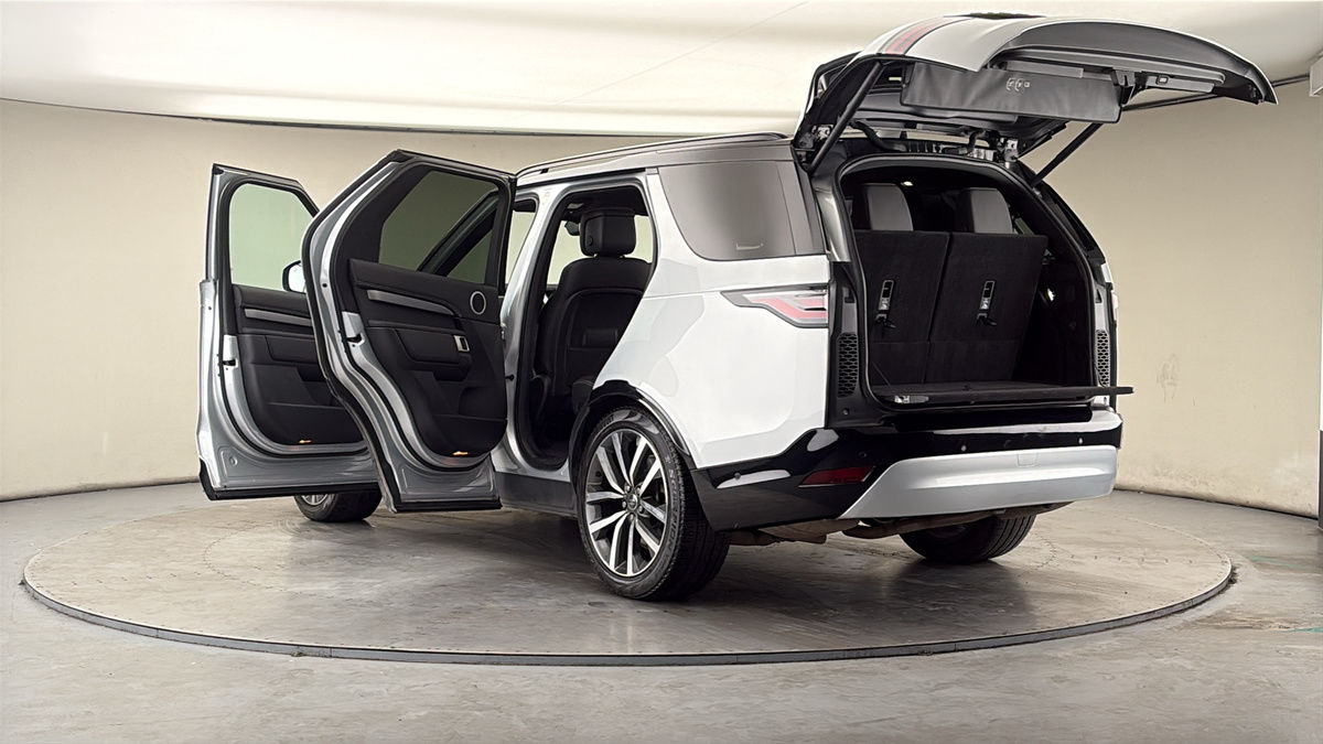 Land Rover Discovery Image 23
