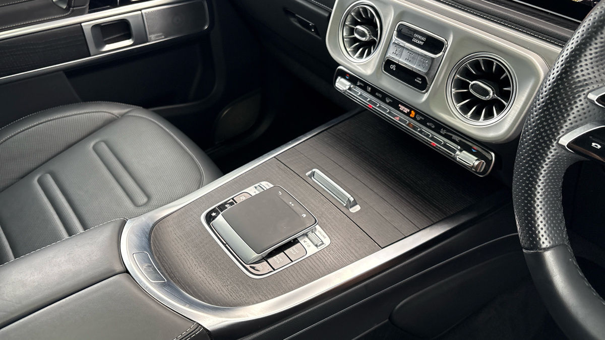 Mercedes-Benz G Class Image 18