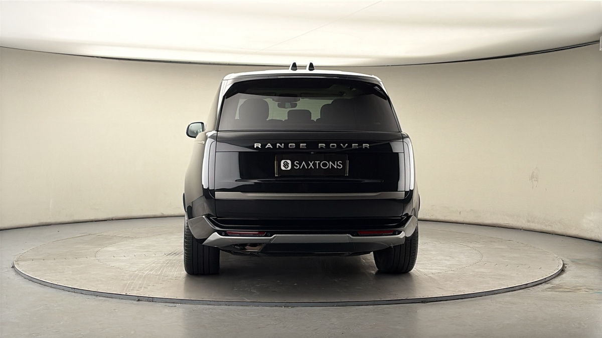 More views of Land Rover Range Rover