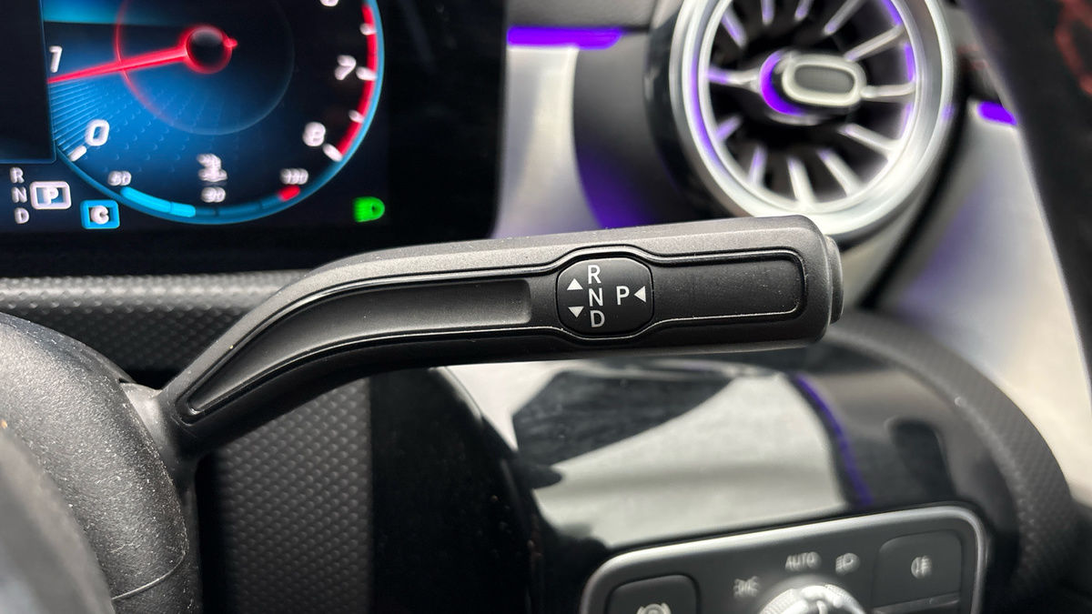 Mercedes-Benz CLA Image 6