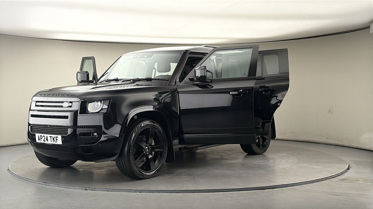 More views of Land Rover Defender 110