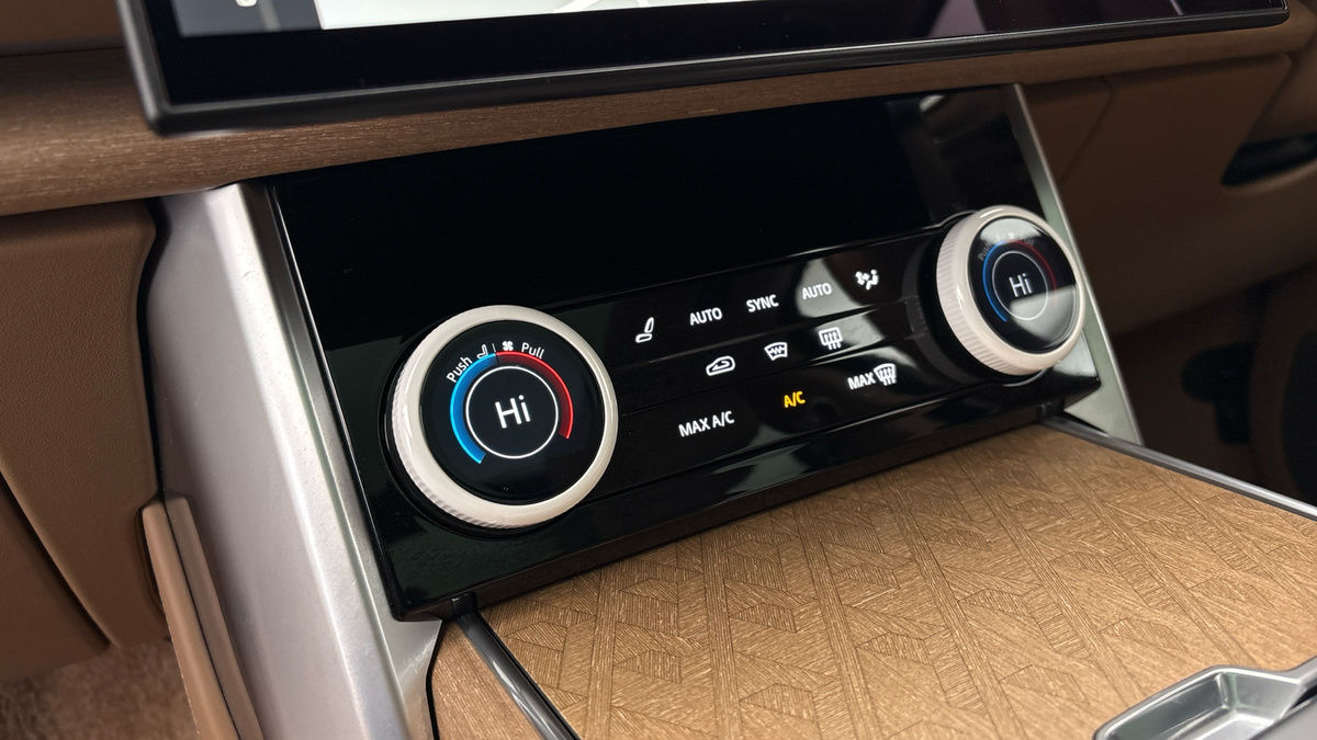 Land Rover Range Rover Image 29