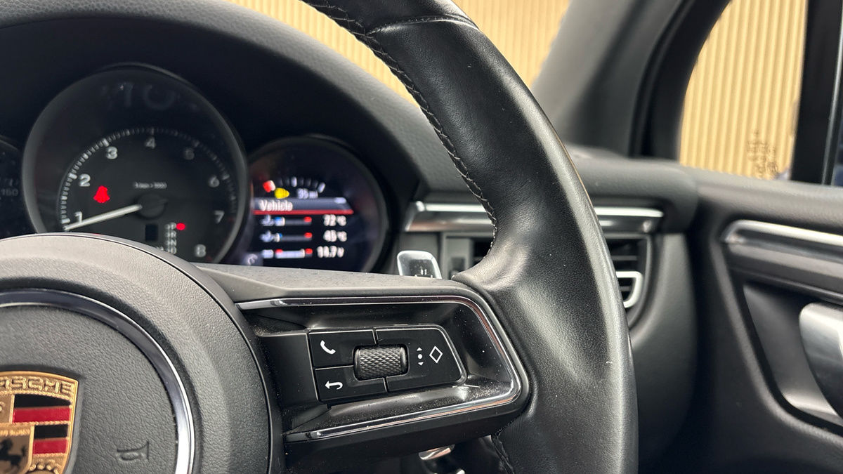Porsche Macan Image 14