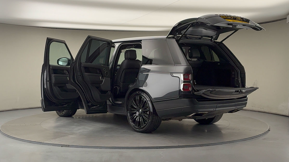 More views of Land Rover Range Rover