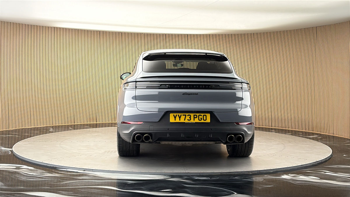 More views of Porsche Cayenne