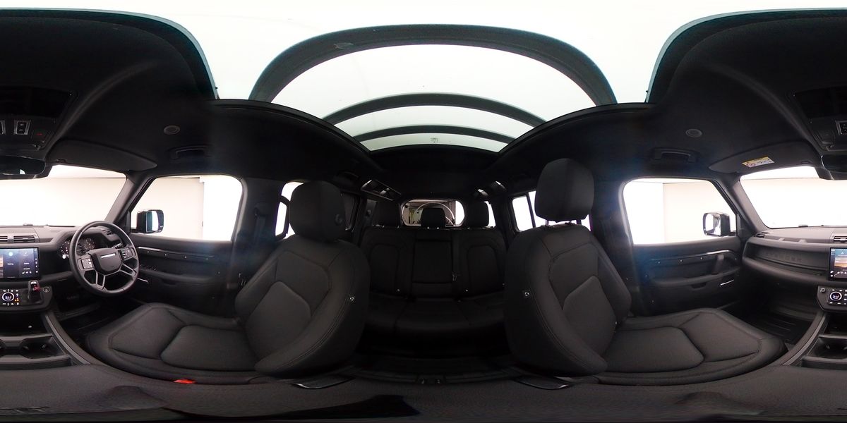 More views of Land Rover Defender 110