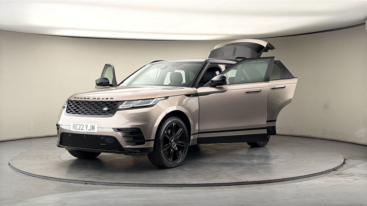 More views of Land Rover Range Rover Velar