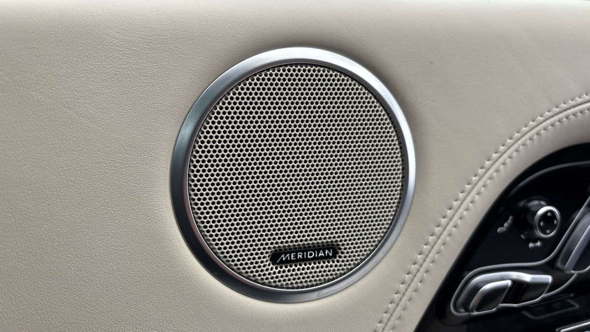 Land Rover Range Rover Image 25