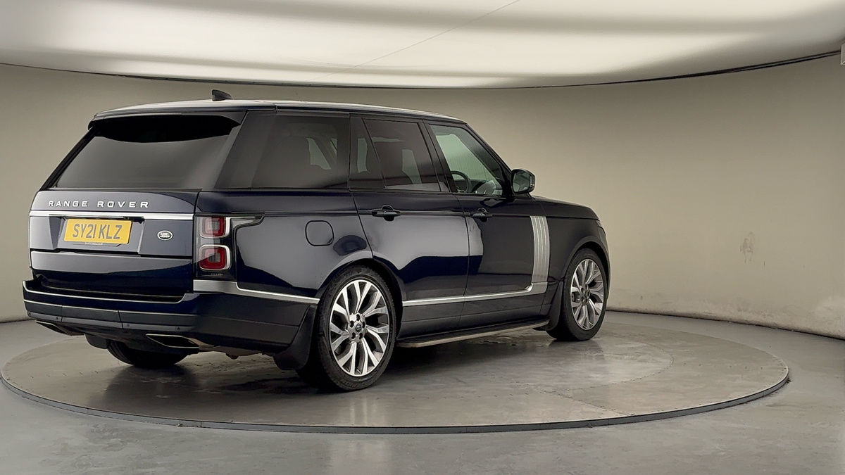 More views of Land Rover Range Rover