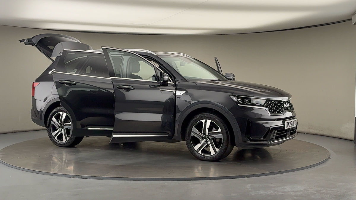 More views of Kia Sorento