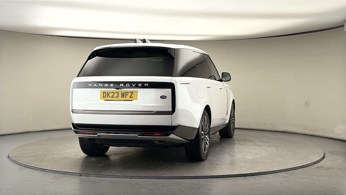 More views of Land Rover Range Rover