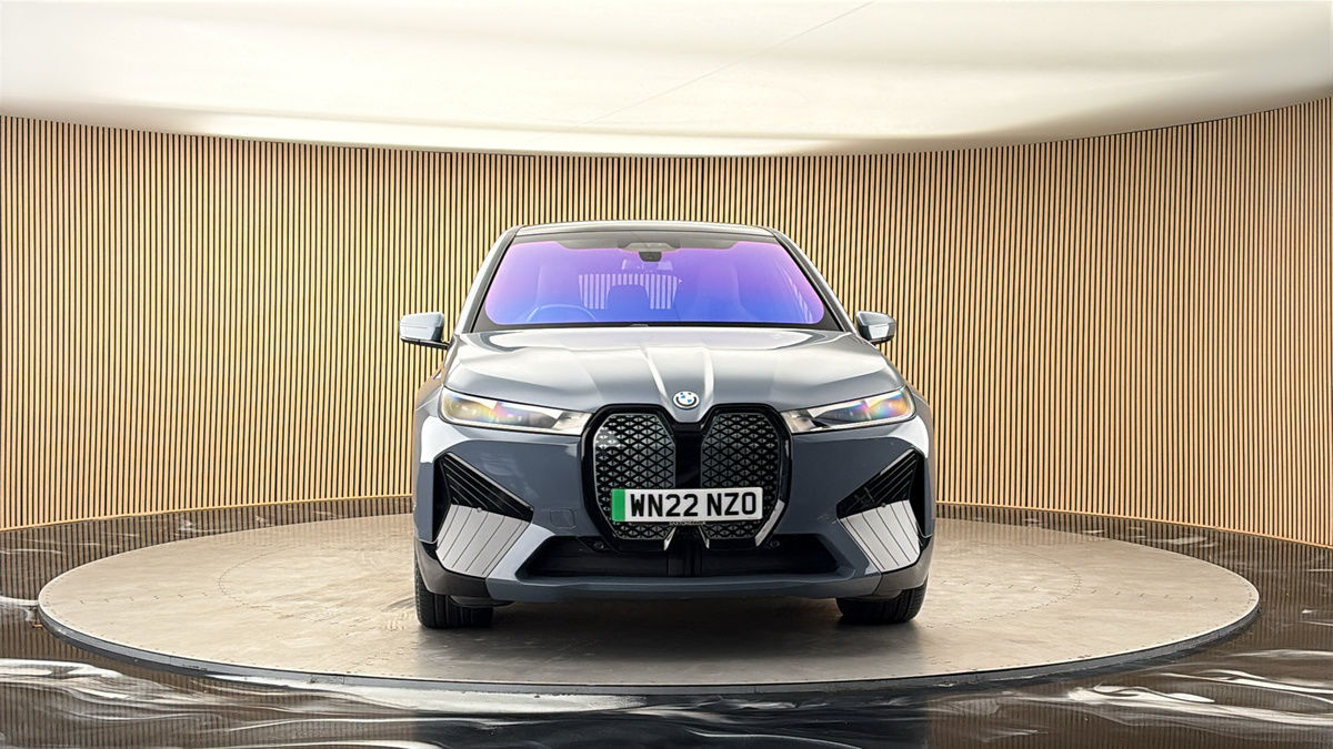More views of BMW iX