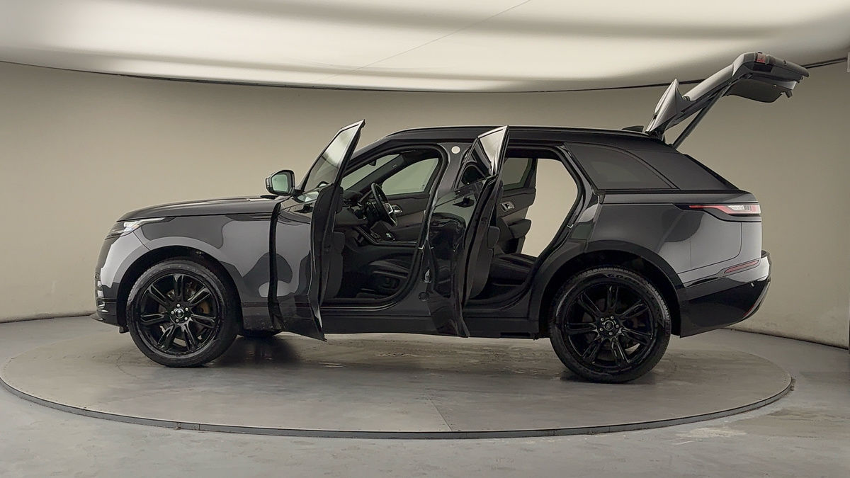 More views of Land Rover Range Rover Velar