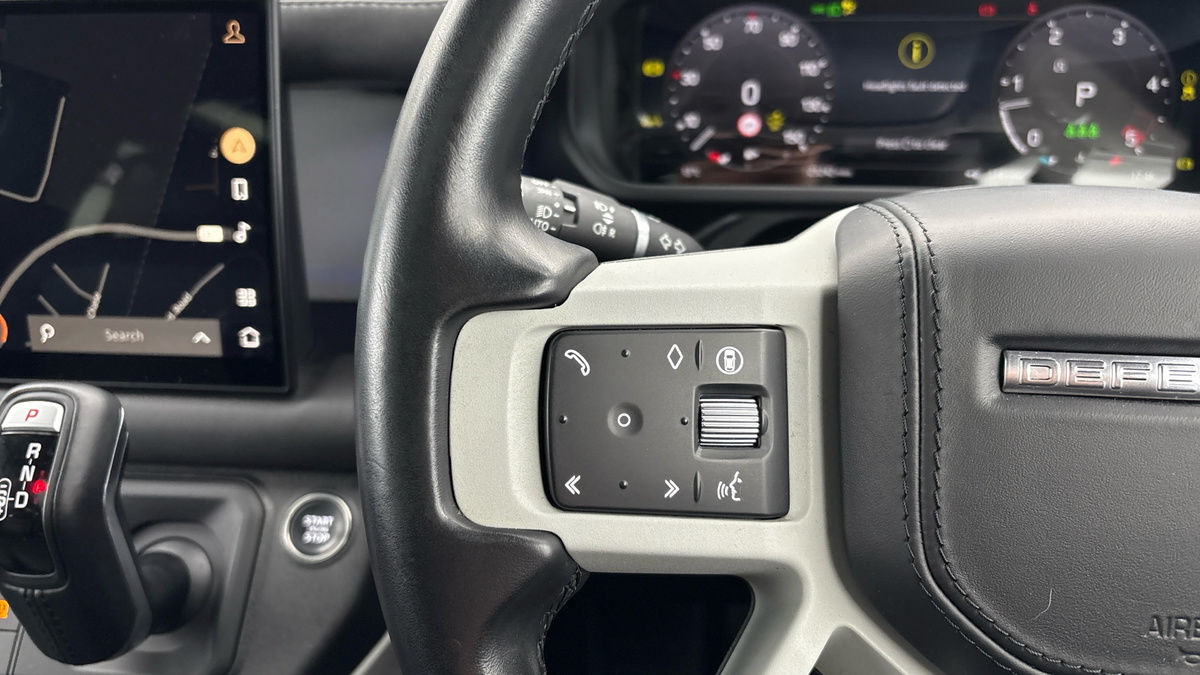 Land Rover Defender 90 Urban Image 13