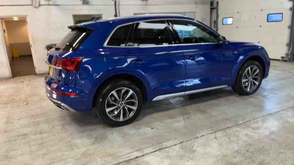 More views of Audi Q5