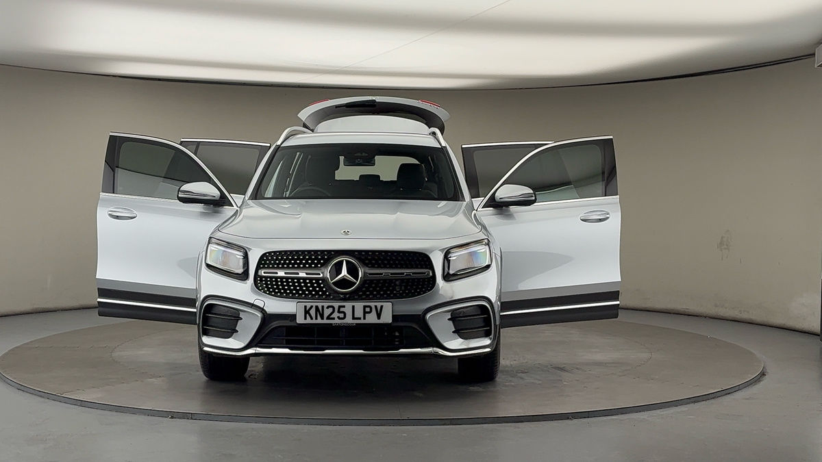 More views of Mercedes-Benz GLB