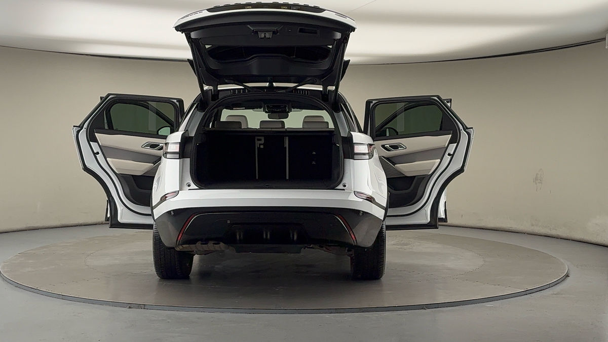 More views of Land Rover Range Rover Velar