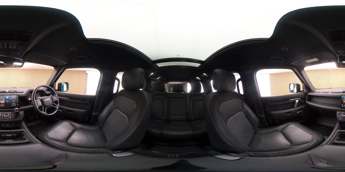 More views of Land Rover Defender 110