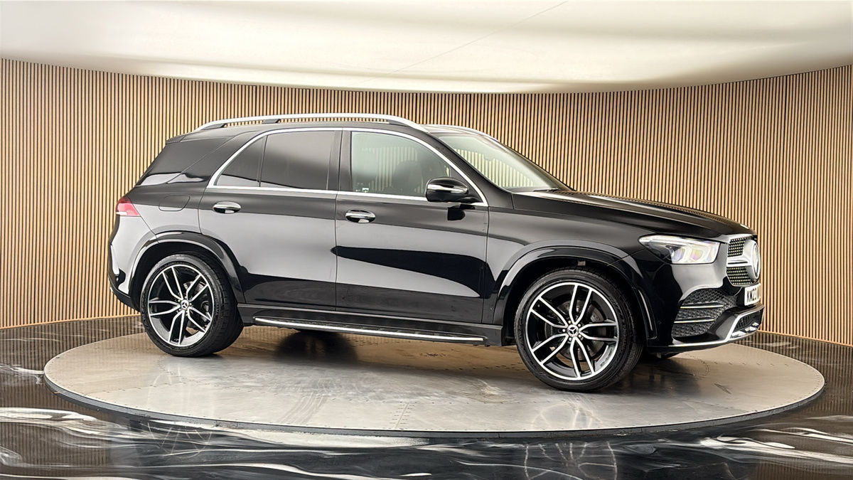 More views of Mercedes-Benz GLE