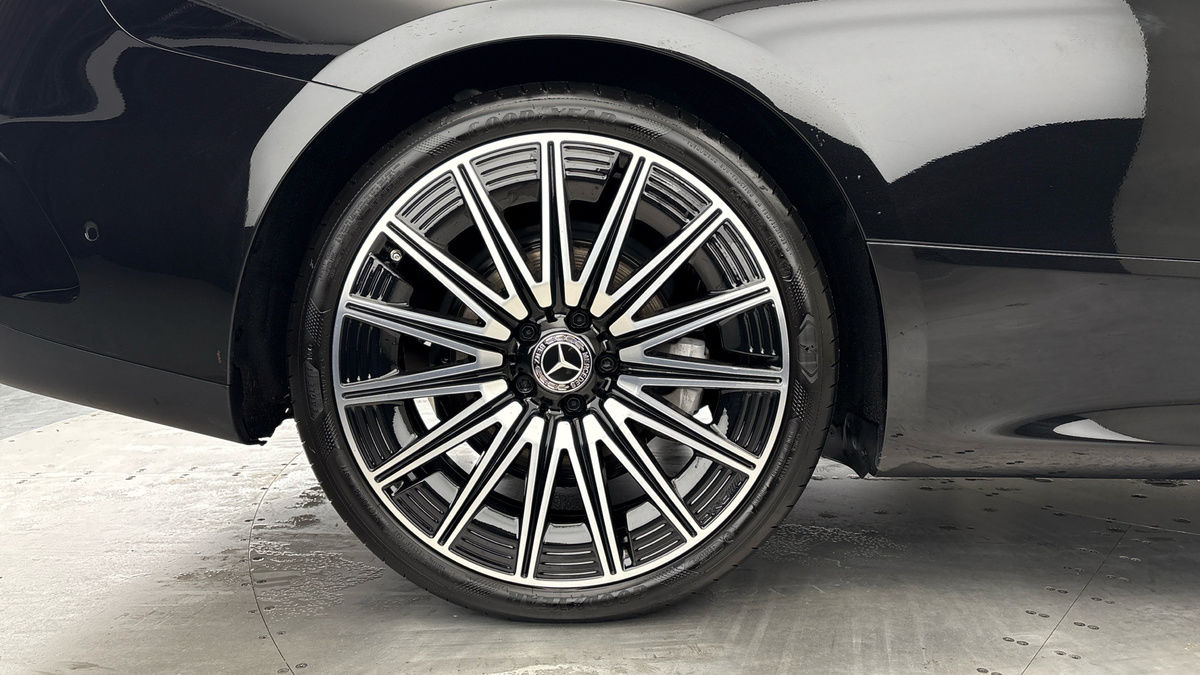 Mercedes-Benz CLE Image 10