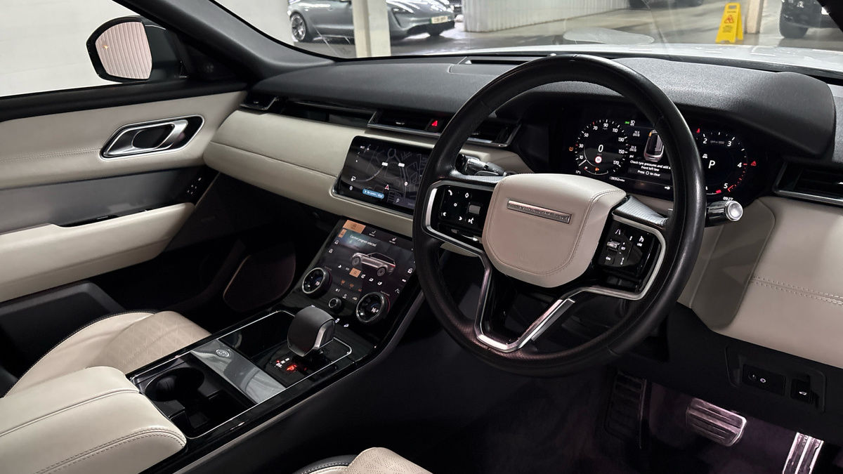 Land Rover Range Rover Velar Image 5
