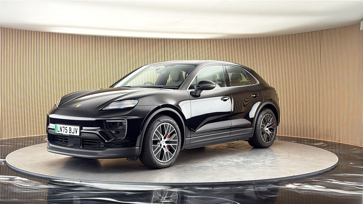 Porsche Macan Image 20